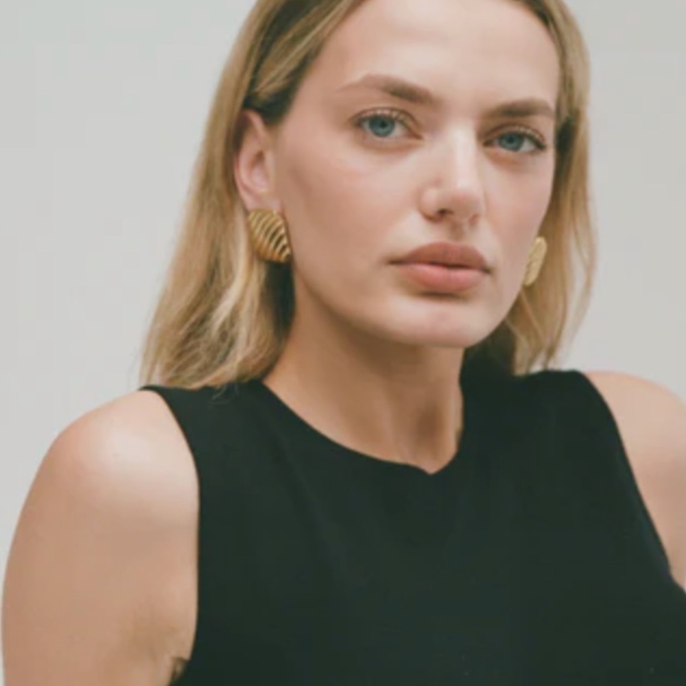 Heaven Mayhem Treat Earrings NWT